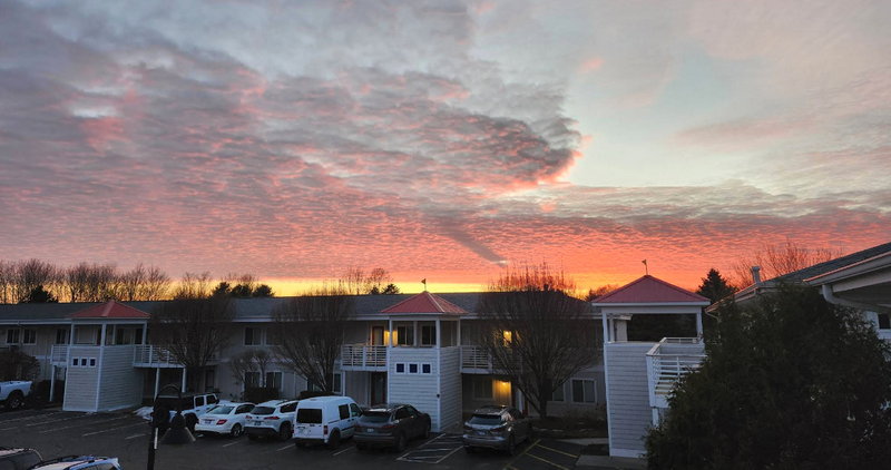 Mi-Ro Motel and Golf Course - Northern Lights Condos (newer photo)